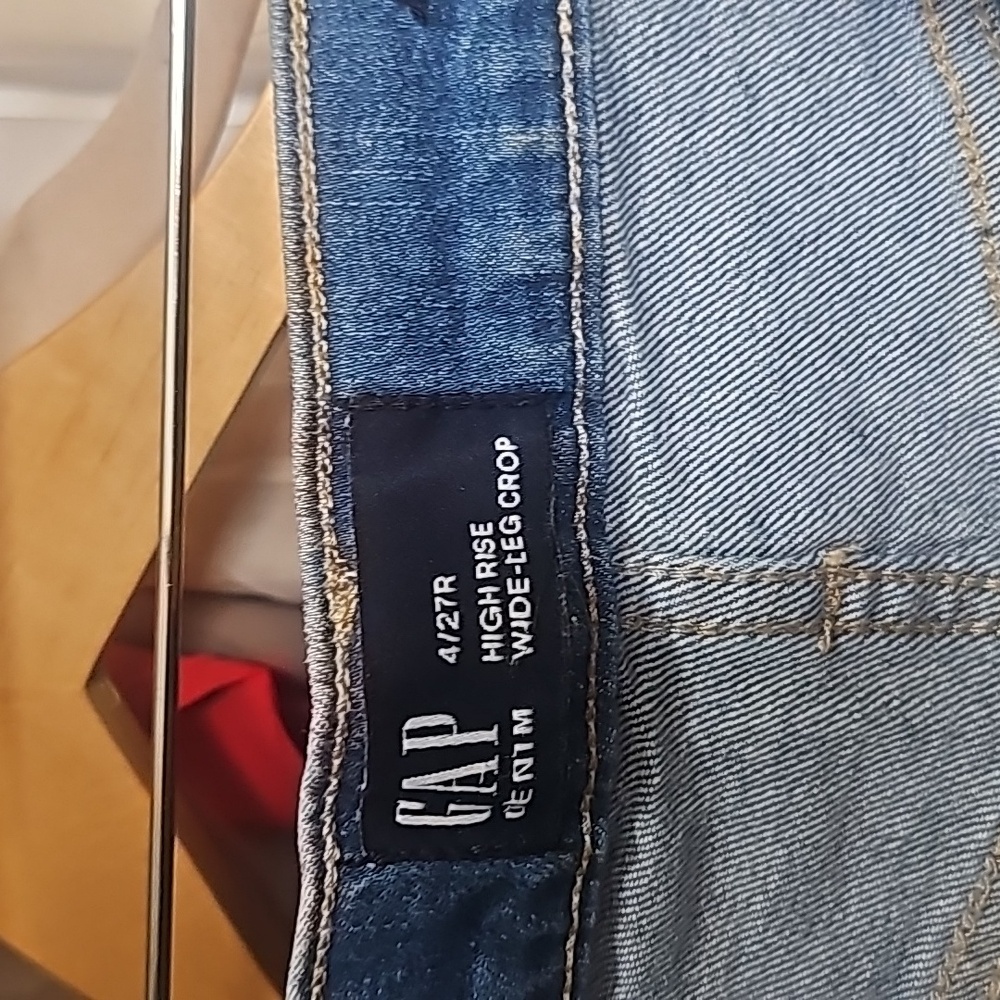 High rise, wide leg